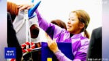 競馬「オークス」 今村聖奈騎手が日本人の女性騎手初のG1制覇