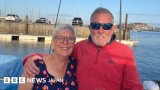ロシアの軍艦、イギリス人夫婦の乗ったヨットに警告射撃　英仏海峡で